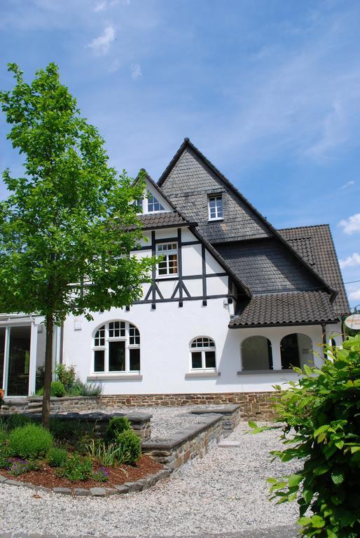 Wildenburger Hof Hotel Friesenhagen Exterior photo